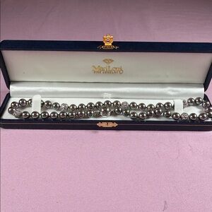 MaiLou's Exquisite Majorica Gray Pearl Necklace